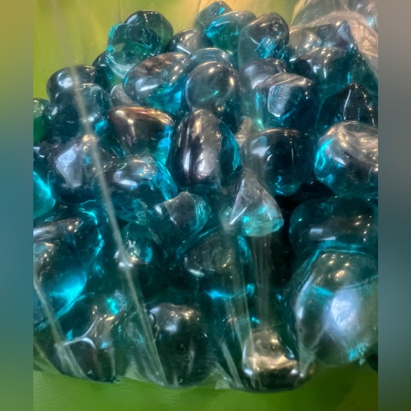 GLASS ROCKS Fireplace fire pit gas burning decor 4 pounds high heat crystals - Picture 4 of 11